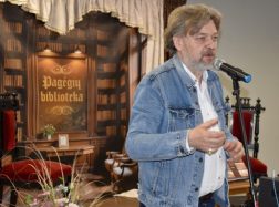 Vydūno viešojoje bibliotekoje – knygos-žinyno „Lietuvos karaliai ir karalienės“ pristatymas